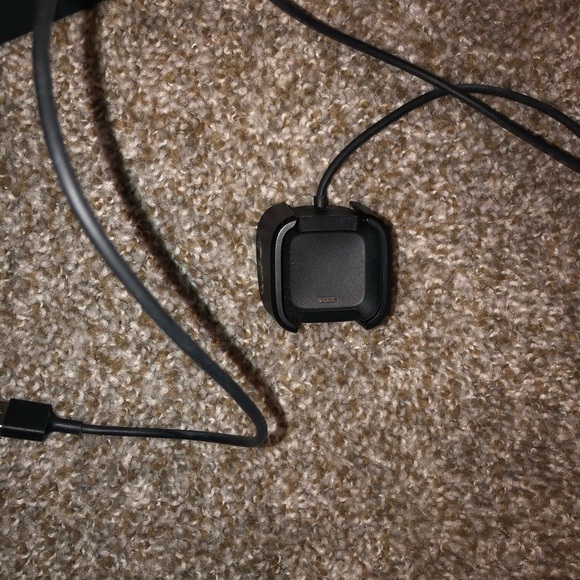 Fitbit Versa - Picture 5 of 8